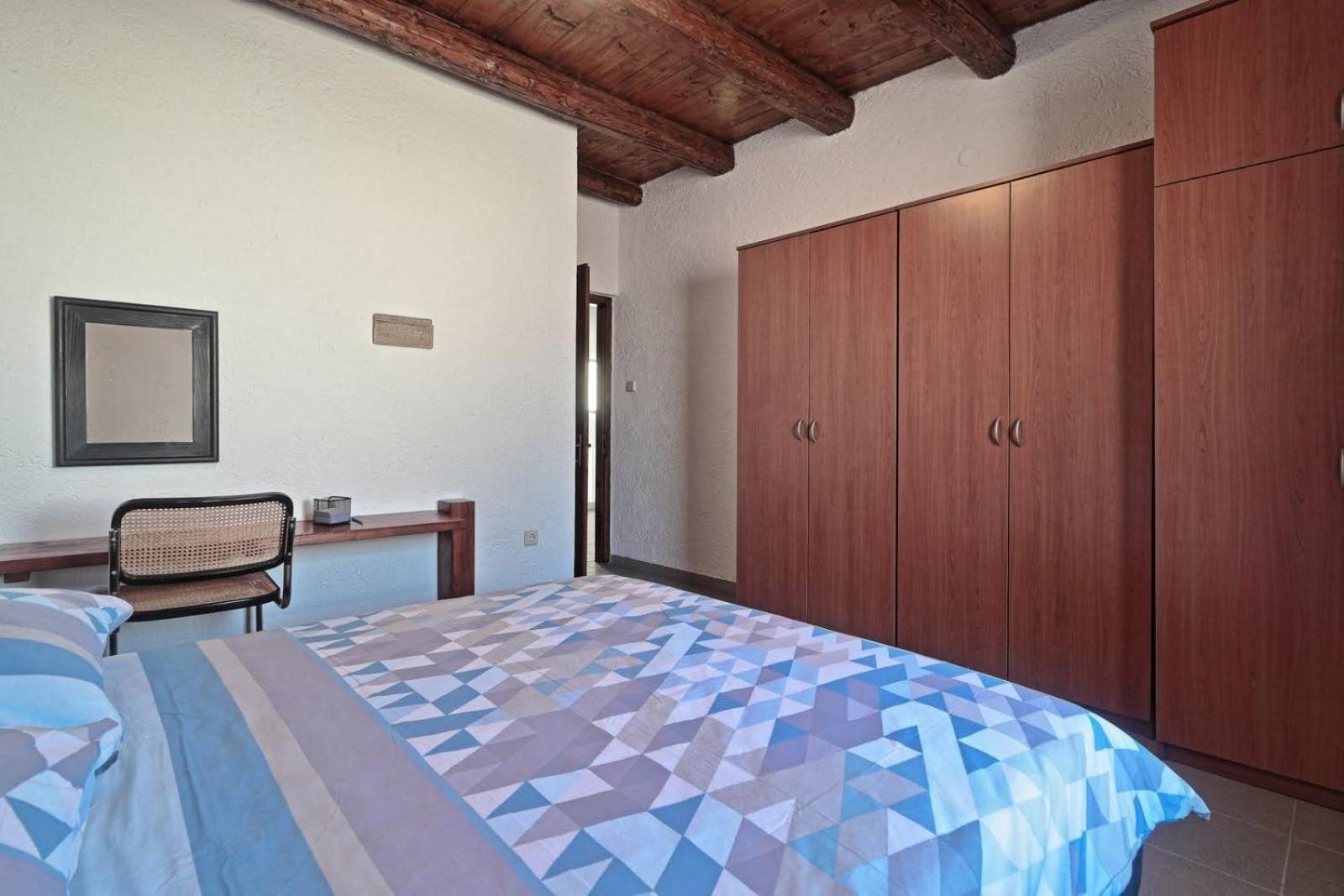 Two Olives Villa Vrbnik  Exterior photo